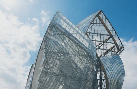 location parking fondation louis vuitton|Louis Vuitton museum website.